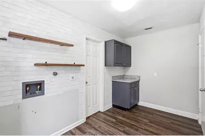 1095 S Ridgewood Avenue, Deland, FL 32720 - Photo 33