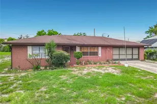 926 Vicksburg St, Deltona, FL 32725 - Photo 1