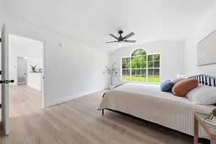 350 Lake Crescent Dr, Debary, FL 32713 - Photo 9
