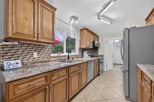 317 Brooklyn Ave, Orange City, FL 32763 - Photo 13