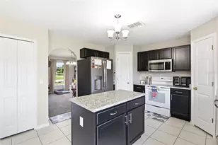 2678 Beckwith St, Deltona, FL 32738 - Photo 5
