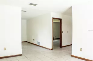 111 Highland St, Orange City, FL 32763 - Photo 13