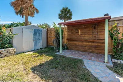 129 Rosalyn Avenue, Daytona Beach, FL 32118 - Photo 11