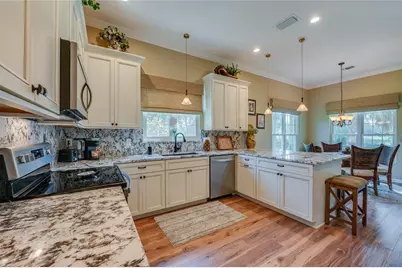 1259 Avenida De Las Casas, Lady Lake, FL 32159 - Photo 17