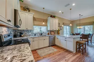 1259 Avenida De Las Casas, Lady Lake, FL 32159 - Photo 17