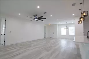 1989 Monterey Dr, Deltona, FL 32738 - Photo 21