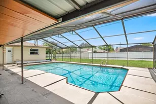 828 S Atmore Cir, Deltona, FL 32725 - Photo 23