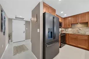 2947 S Atlantic Ave, Daytona Beach, FL 32118 - Photo 5