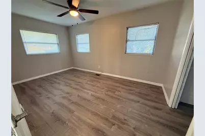 307 S Orange Avenue, Deland, FL 32720 - Photo 7