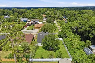 609 Rhodes Dr, Deland, FL 32720 - Photo 27