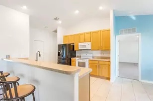 8 White Hurst Ln, Palm Coast, FL 32164 - Photo 5