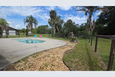 909 S County Road 3, Pierson, FL 32180 - Photo 35