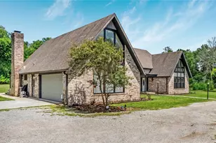 1375 Louis Ct, Deland, FL 32720 - Photo 3