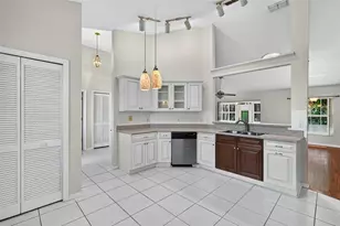 4571 Alder Dr, Port Orange, FL 32127 - Photo 3