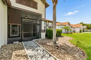 5737 Wynstone Ln, Zephyrhills, FL 33541 - Photo 5