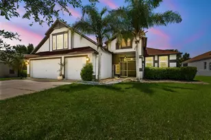 5737 Wynstone Ln, Zephyrhills, FL 33541 - Photo 1