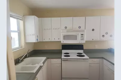17449 SE 81st Newberry Court, The Villages, FL 32162 - Photo 11