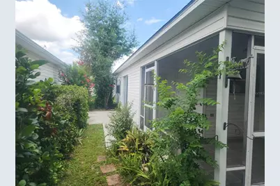 17449 SE 81st Newberry Court, The Villages, FL 32162 - Photo 5