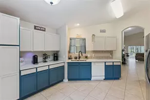2535 E Lake Dr, Deland, FL 32724 - Photo 7