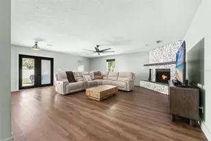 2817 Yule Tree Dr, Edgewater, FL 32141 - Photo 7