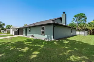 2817 Yule Tree Dr, Edgewater, FL 32141 - Photo 3