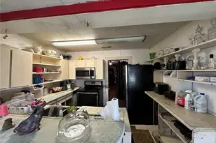 1105 NE 1st St, Mulberry, FL 33860 - Photo 3