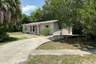 2942 Greynolds St, Deltona, FL 32738 - Photo 3