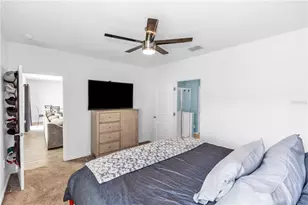 1104 Peach Crk Dr, Osteen, FL 32764 - Photo 17