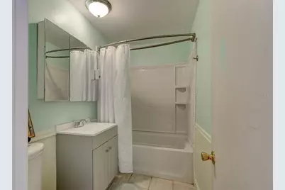 621 W Indiana Avenue #01, Deland, FL 32720 - Photo 17