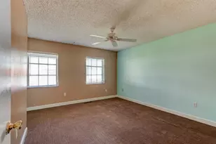621 W Indiana Ave, Deland, FL 32720 - Photo 19