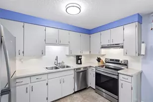 411 S Brooks Ave, Deland, FL 32720 - Photo 11