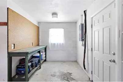 411 S Brooks Avenue, Deland, FL 32720 - Photo 21