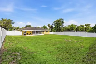 411 S Brooks Ave, Deland, FL 32720 - Photo 23