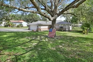 235 W Retta St, De Leon Springs, FL 32130 - Photo 3