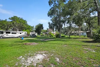 235 W Retta Street, De Leon Springs, FL 32130 - Photo 5