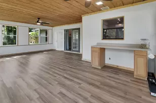 235 W Retta St, De Leon Springs, FL 32130 - Photo 19