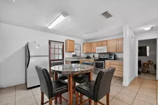 912 Royal Oak Ct, Holly Hill, FL 32117 - Photo 7