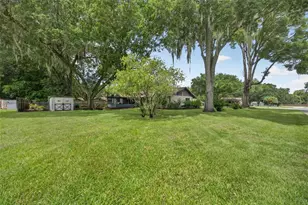 290 Sandyhook Ln, Deland, FL 32724 - Photo 23
