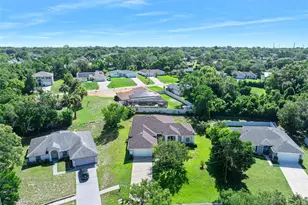 1837 E Glancy Dr, Deltona, FL 32725 - Photo 27