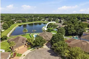 471 Breeders Cup Ct, Deland, FL 32724 - Photo 3