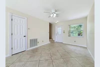 1718 Adams Circle S, Largo, FL 33771 - Photo 9
