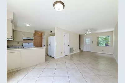 1718 Adams Circle S, Largo, FL 33771 - Photo 3