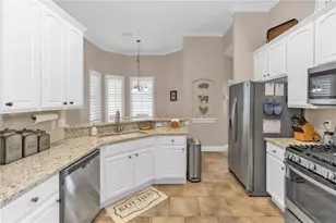 325 Hazeltine Dr, Debary, FL 32713 - Photo 3