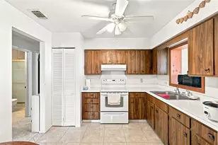 1418 Catalina Blvd, Deltona, FL 32725 - Photo 9