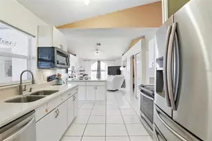 417 Jeffers St, Deltona, FL 32725 - Photo 17