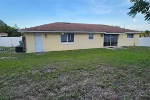 2408 Kimberly Dr, Deltona, FL 32738 - Photo 21