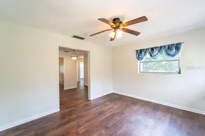 686 E Kentucky Avenue, Deland, FL 32724 - Photo 17