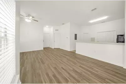 970 N Spring Garden Avenue #212, Deland, FL 32720 - Photo 35