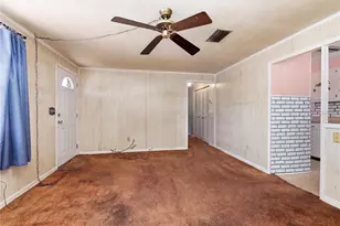 2456 Kimberly Dr, Deltona, FL 32738 - Photo 7