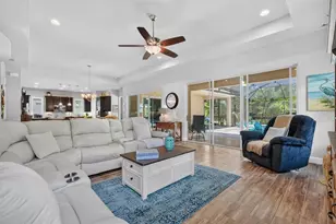 910 Creekwood Dr, Ormond Beach, FL 32174 - Photo 9